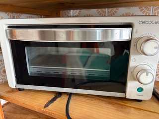 Mini horno eléctrico blanco