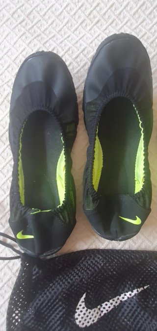 Nike Studio Wrap Pack Talla 38.5 Nuevas