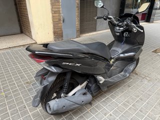 Honda PCX Negra