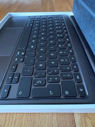 Apple Magic Keyboard 11'' iPad Pro