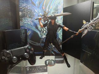 Edición Coleccionista Final Fantasy XV+Mando