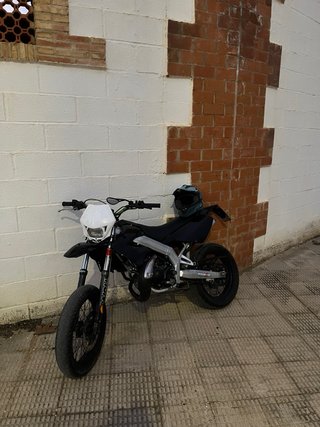 Gilera SMT 2007 Supermotard Negra