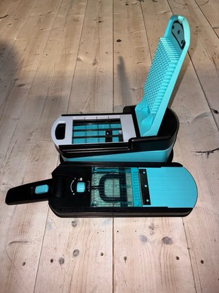 Tagliaverdure manuale con accessori