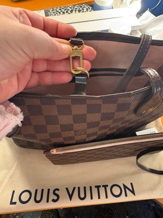 Bolso Louis Vuitton Damier con neceser