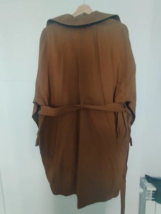 Abrigo gabardina marrón