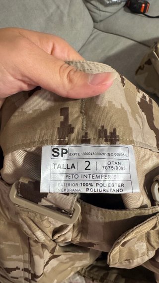 Traje de agua árido camuflaje  Talla 2
