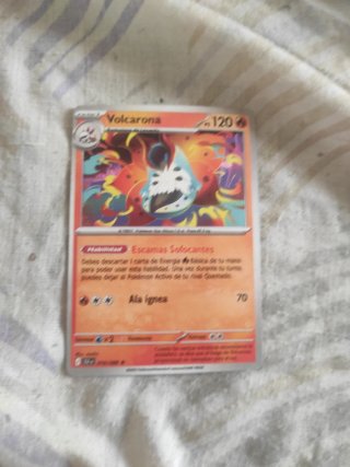 Carta Pokémon VMAX Pikachu Gigamax