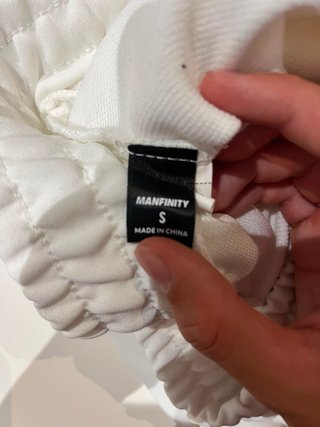 Pantalones blanco, negro y gris de chándal