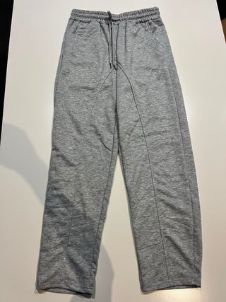 Pantalones blanco, negro y gris de chándal