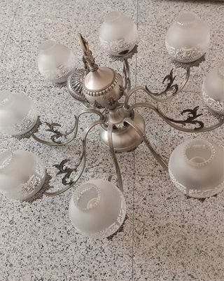 Lámpara de araña antigua 8 luces