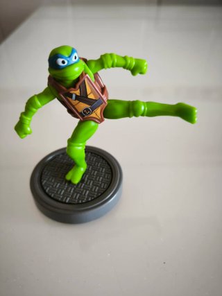 Leonardo Tartarugas Ninja Figura