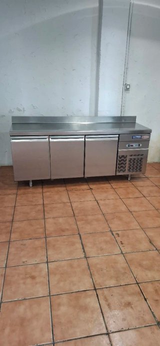 Bajo mostrador Infrico