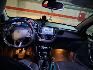 Peugeot 2008 2015