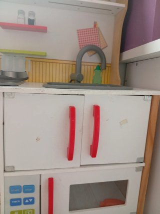 Cocina de juguete con accesorios