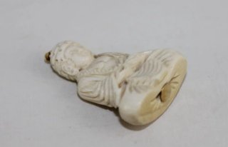 Amuleto Buda Oro y Hueso