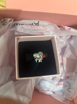 Charm Pandora UP