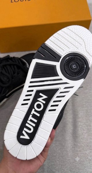 Louis Vuitton Skate Nere e Bianche