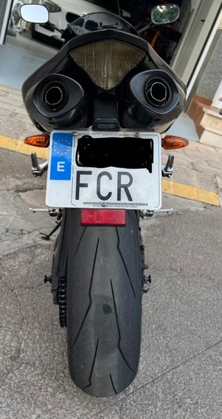 Yamaha R1 2006 Negra