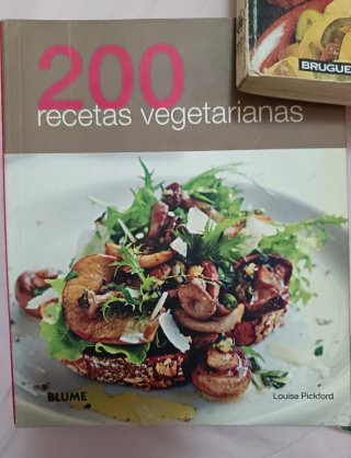 Lote 3 libros Cocina Macrobiótica y vegetariana.
