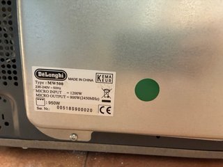 Microondas DeLonghi 7 DAYS