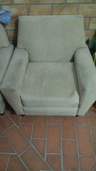 Sillón individual beige tela