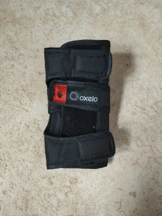 Protezione avambraccio Oxelo nera