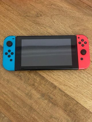 Nintendo Switch Roja y Azul