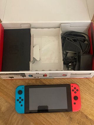Nintendo Switch Roja y Azul