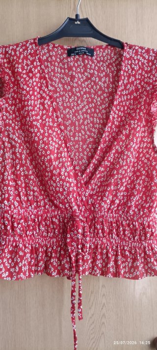 Blusa corta estampada