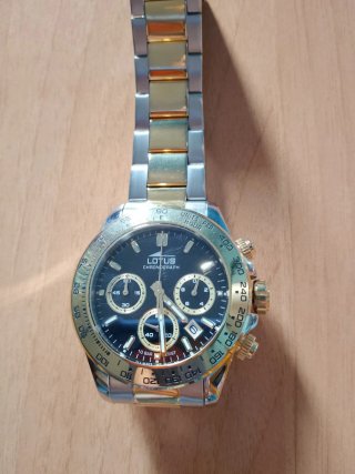 Reloj Lotus cronógrafo acero bicolor dorado