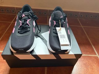 Adidas Galaxy 7 W negras y rosa