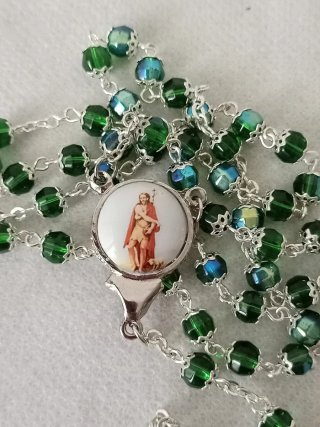 Rosario vintage con cristalli verde smeraldo