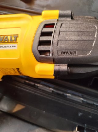 Taladro Percutor Dewalt DCH133NT