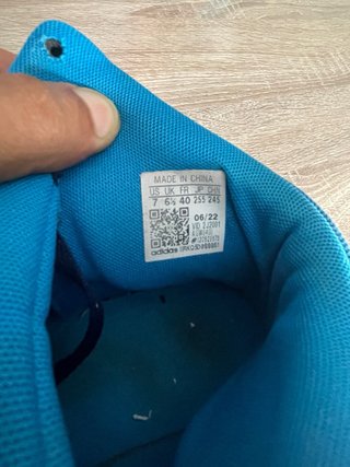 Zapatillas Adidas altas azules y blancas