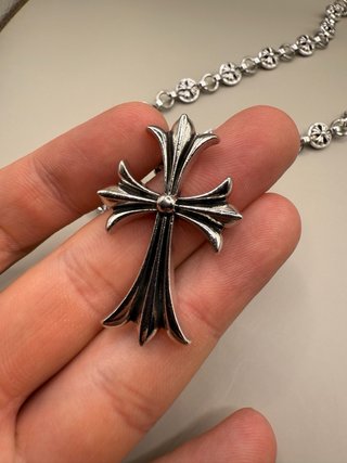 Collana Chrome Hearts con ciondolo croce