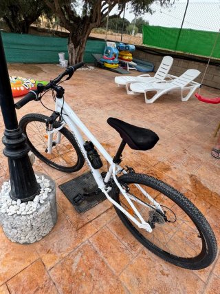 Bicicleta Rockrider como nueva MTB talla 26