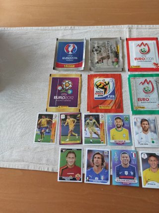 6 bustine figurine Panini + figurine campioni