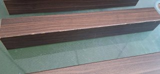 Mesita auxiliar de madera