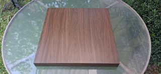 Mesita auxiliar de madera