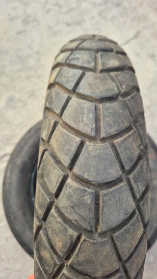 Neumáticos Vespa 200