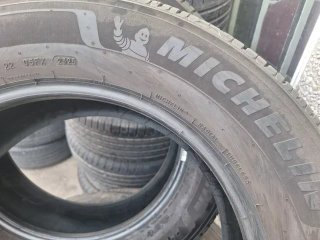 215 65 R17 99V Michelin - 2 neumáticos +90%