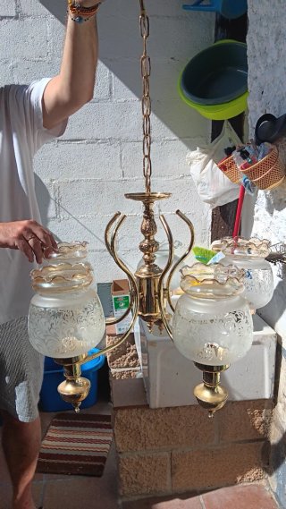 Lámpara de techo dorada 5 tulipas