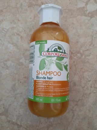 Champú pelo rubio