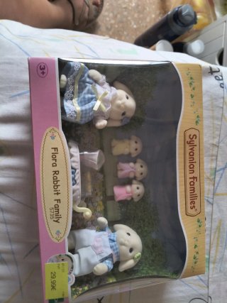Familia Conejos Flora Sylvanian 5735