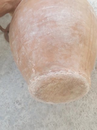 Cántaro de barro antiguo