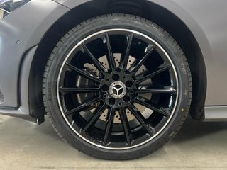 Mercedes-Benz CLA 250 e COUPE con techo