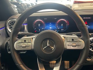 Mercedes-Benz CLA 250 e COUPE con techo
