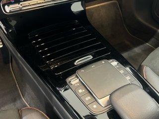 Mercedes-Benz CLA 250 e COUPE con techo
