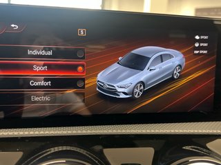 Mercedes-Benz CLA 250 e COUPE con techo