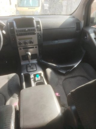 Nissan Pathfinder 2005